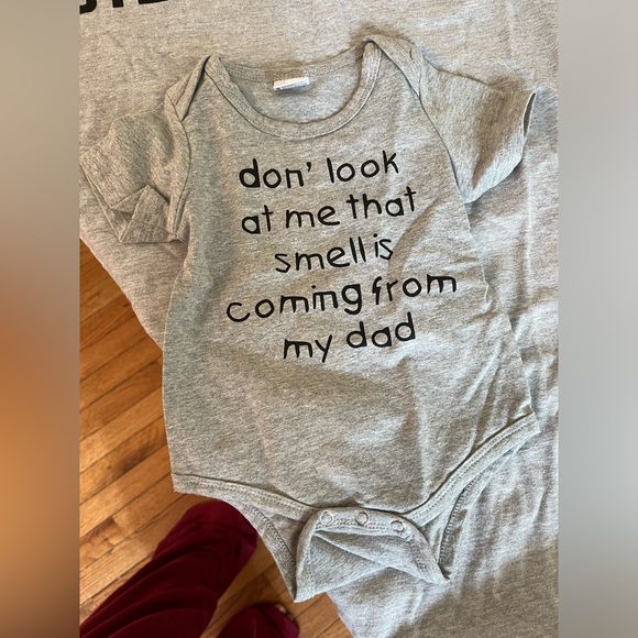 NWOT Daddy and me Tshirt and Onesie Size 2XL - Picture 4 of 5